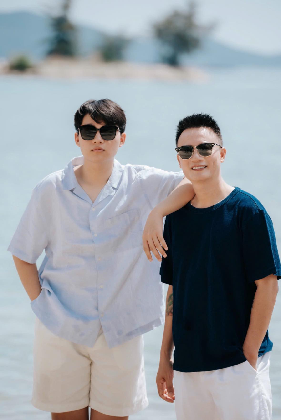 Từ cậu bé mít ướt trong "Bố ơi, mình đi đâu thế?" đến học bá tuổi 18: Hành trình trưởng thành đầy cảm hứng của con trai Hoàng Bách- Ảnh 8. Từ cậu bé mít ướt trong "Bố ơi, mình đi đâu thế?" đến học bá tuổi 18: Hành trình trưởng thành đầy cảm hứng của con trai Hoàng Bách- Ảnh 8.