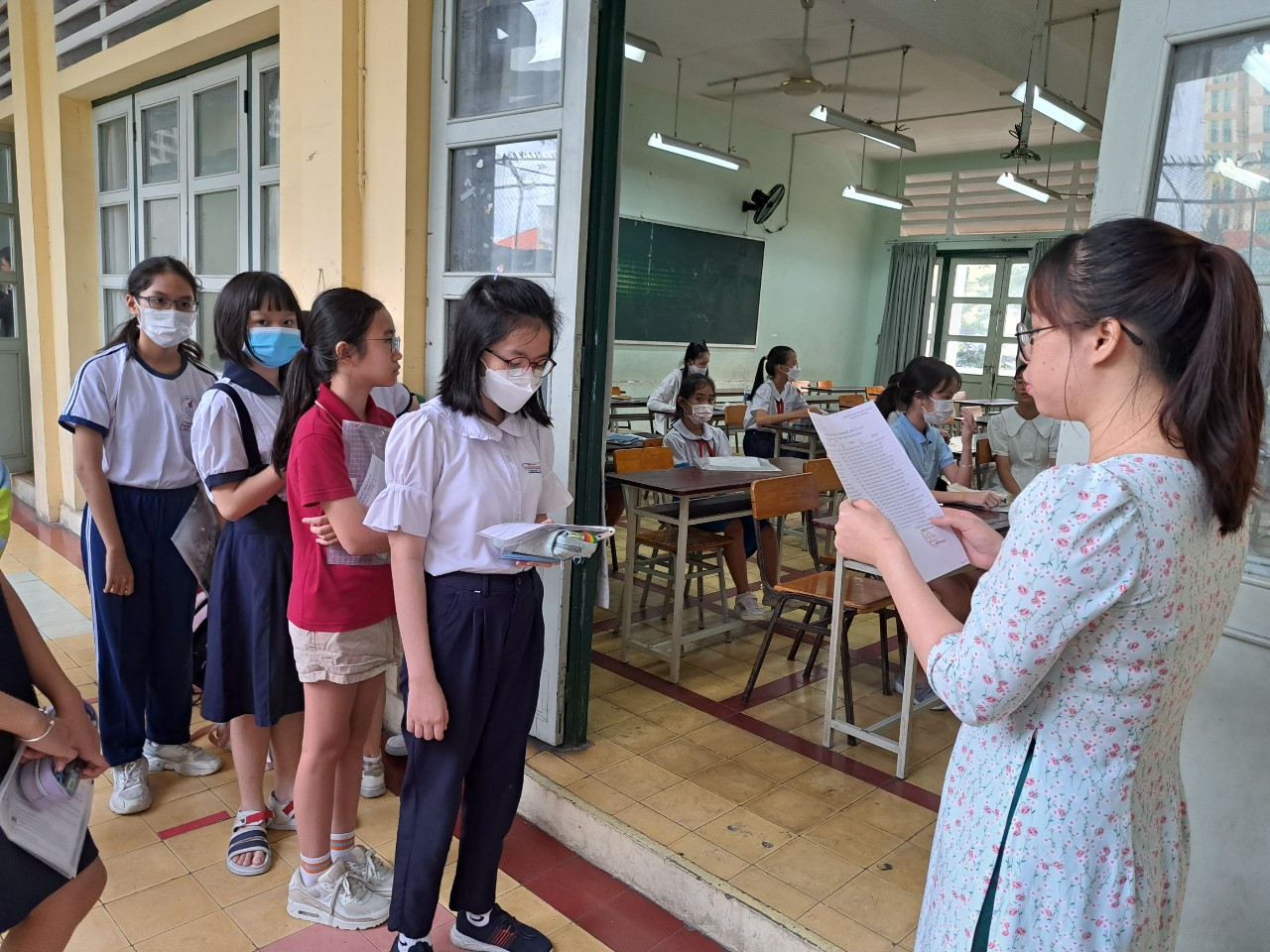 TP HCM công bố tỉ lệ chọi vào lớp 6 Trường Trần Đại Nghĩa - Ảnh 1. TP HCM công bố tỉ lệ chọi vào lớp 6 Trường Trần Đại Nghĩa - Ảnh 1.