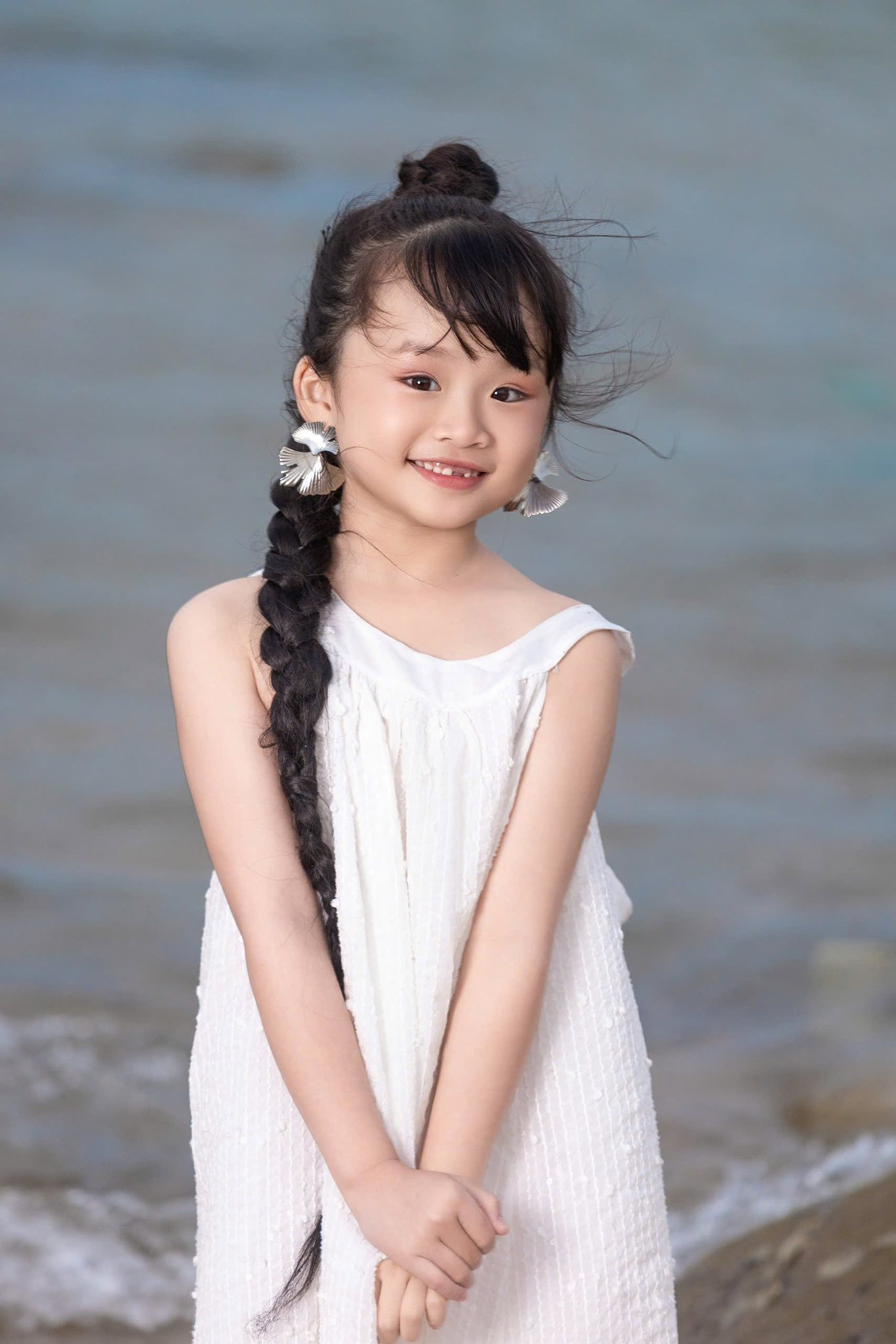1/6 cùng diễn viên nhí Gia Tuệ: Bén duyên với nghề từ 3 tuổi, mẹ từ bỏ nhiều thứ đưa con lên Sài Gòn bắt đầu từ số 0- Ảnh 5. 1/6 cùng diễn viên nhí Gia Tuệ: Bén duyên với nghề từ 3 tuổi, mẹ từ bỏ nhiều thứ đưa con lên Sài Gòn bắt đầu từ số 0- Ảnh 5.