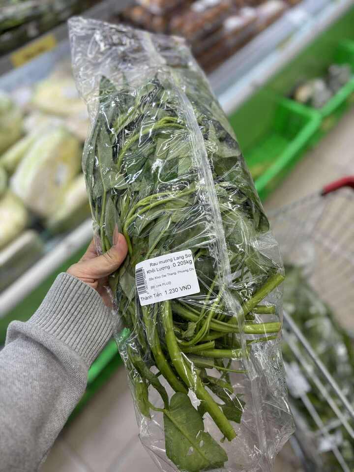500 nghìn đồng nấu cho 4 người ăn cả tuần, cô gái gen Z gây sốt mạng - Ảnh 8. 500 nghìn đồng nấu cho 4 người ăn cả tuần, cô gái gen Z gây sốt mạng - Ảnh 8.