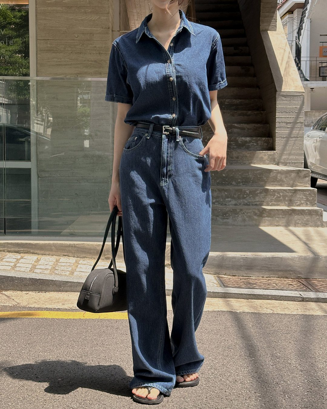 Mặc trang phục denim theo 9 cách này trong mùa hè là sành điệu và sang chảnh nhất - Ảnh 3. Mặc trang phục denim theo 9 cách này trong mùa hè là sành điệu và sang chảnh nhất - Ảnh 3.