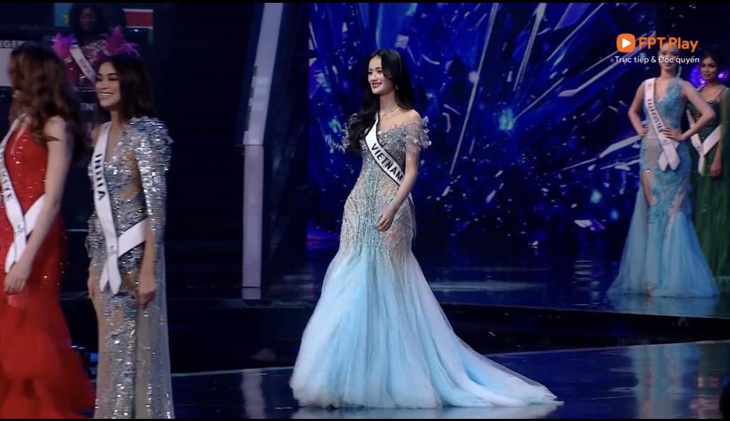 Trực tiếp Chung kết Miss World 2025: Hoa hậu Ý Nhi dừng chân trước top 20, cuộc đua vương miện đang "căng cực"- Ảnh 13. Trực tiếp Chung kết Miss World 2025: Hoa hậu Ý Nhi dừng chân trước top 20, cuộc đua vương miện đang "căng cực"- Ảnh 13.