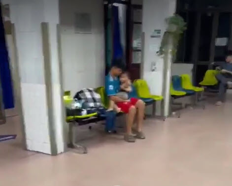 Nam Định: Kiểm tra, làm rõ thông tin cháu bé 3 tuổi bị tai nạn phải nộp tiền mới được cấp cứu - Ảnh 1. Nam Định: Kiểm tra, làm rõ thông tin cháu bé 3 tuổi bị tai nạn phải nộp tiền mới được cấp cứu - Ảnh 1.