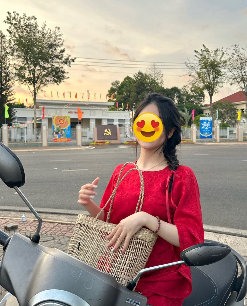 Bạn gái tin đồn nóng bỏng của Lê Tuấn Khang- Ảnh 2. Bạn gái tin đồn nóng bỏng của Lê Tuấn Khang- Ảnh 2.