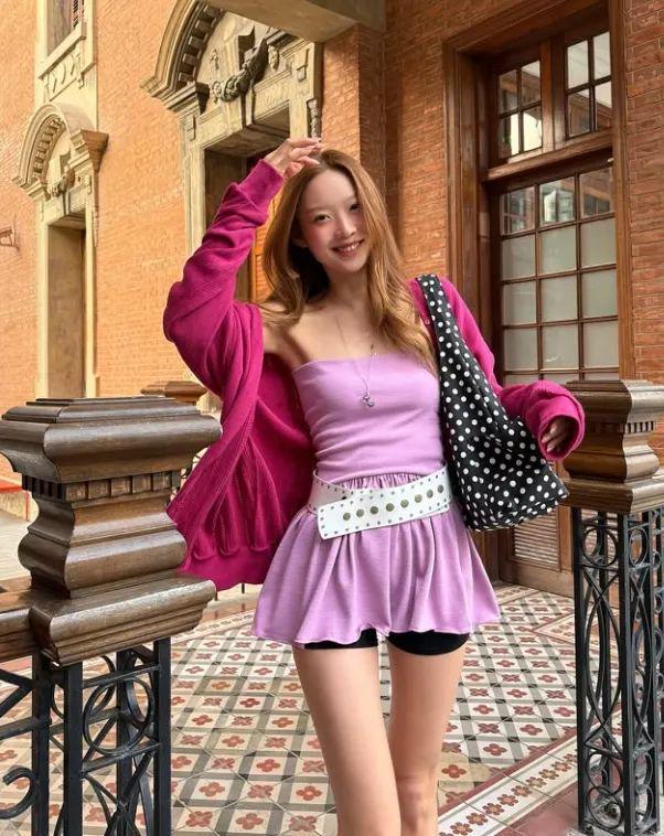 Hè này nhất định phải có một món đồ chấm bi – thanh lịch, cổ điển mà chẳng bao giờ lỗi mốt!- Ảnh 26. Hè này nhất định phải có một món đồ chấm bi – thanh lịch, cổ điển mà chẳng bao giờ lỗi mốt!- Ảnh 26.