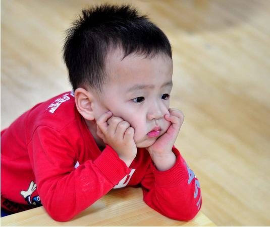 Đoạn clip người mẹ trừng phạt con gái khiến nhiều người phải tắt vội vì vượt qua cả giới hạn chịu đựng- Ảnh 2. Đoạn clip người mẹ trừng phạt con gái khiến nhiều người phải tắt vội vì vượt qua cả giới hạn chịu đựng- Ảnh 2.