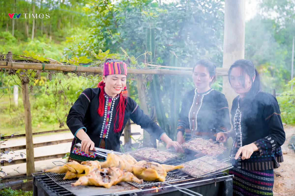 Lời ca giữa đại ngàn và mâm cỗ của người Bru Vân Kiều Quảng Bình - Ảnh 3. Lời ca giữa đại ngàn và mâm cỗ của người Bru Vân Kiều Quảng Bình - Ảnh 3.