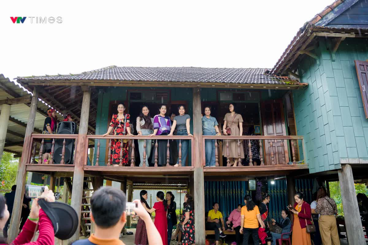 Lời ca giữa đại ngàn và mâm cỗ của người Bru Vân Kiều Quảng Bình - Ảnh 9. Lời ca giữa đại ngàn và mâm cỗ của người Bru Vân Kiều Quảng Bình - Ảnh 9.