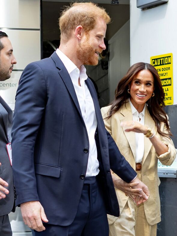 Vợ chồng Harry và Meghan Vợ chồng Harry và Meghan