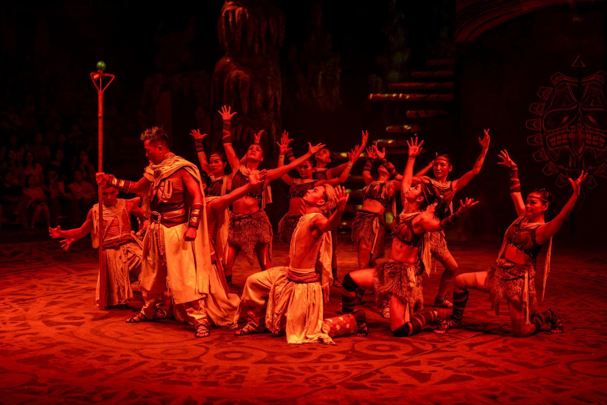 Xiếc Việt gây bão dịp lễ: Săn vé khó hơn concert, sân khấu xứng đáng 100 điểm còn diễn viên thì đẹp miễn chê- Ảnh 5. Xiếc Việt gây bão dịp lễ: Săn vé khó hơn concert, sân khấu xứng đáng 100 điểm còn diễn viên thì đẹp miễn chê- Ảnh 5.