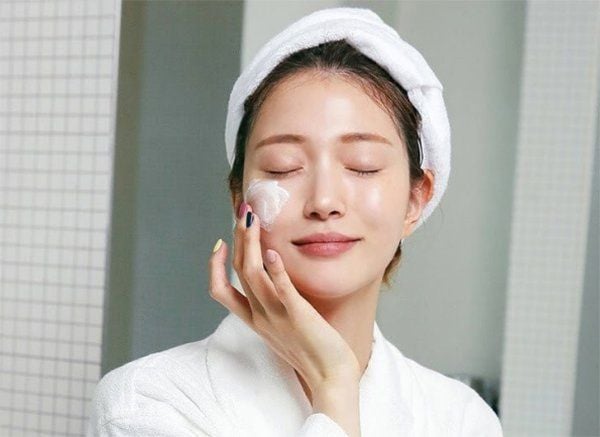 Ngoài chống già, kem chống nắng đang làm rất tốt 2 việc, xứng đáng Ngoài chống già, kem chống nắng đang làm rất tốt 2 việc, xứng đáng