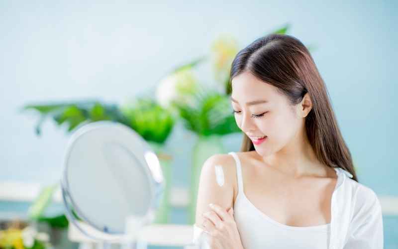 Ngoài chống già, kem chống nắng đang làm rất tốt 2 việc, xứng đáng Ngoài chống già, kem chống nắng đang làm rất tốt 2 việc, xứng đáng