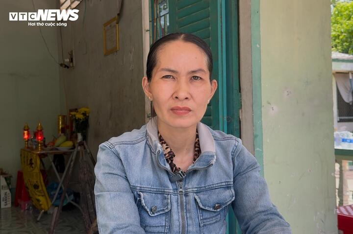 Vụ cha bắn tài xế cán chết con mình: Công an mời người mẹ lên làm việc - Ảnh 1. Vụ cha bắn tài xế cán chết con mình: Công an mời người mẹ lên làm việc - Ảnh 1.