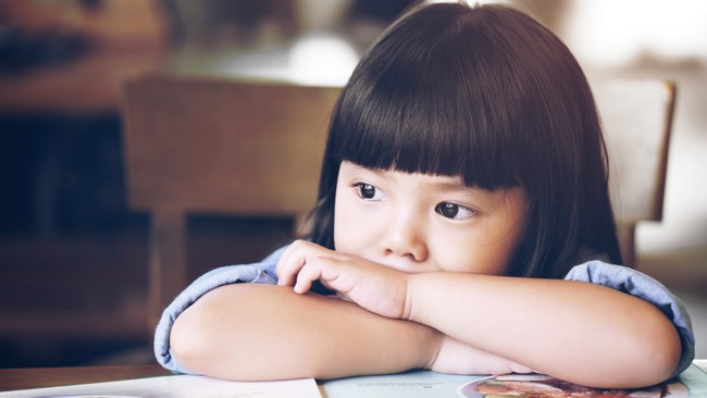 Nuôi dạy con với tình yêu quá mức: 3 sai lầm cha mẹ dễ mắc phải khiến con bị tổn thương - Ảnh 1. Nuôi dạy con với tình yêu quá mức: 3 sai lầm cha mẹ dễ mắc phải khiến con bị tổn thương - Ảnh 1.
