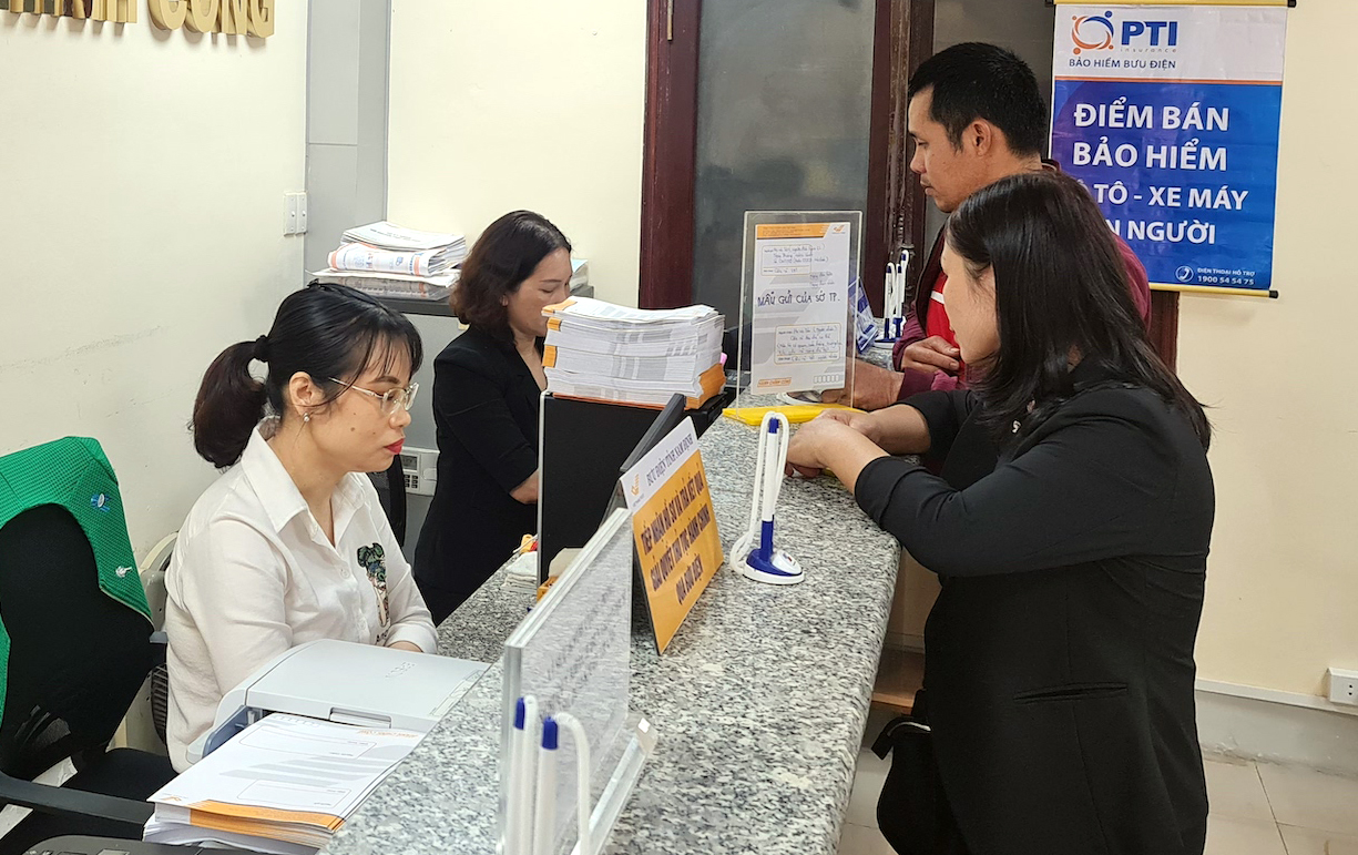 Sau vụ bé trai bị từ chối cấp cứu vì chưa đóng đủ tiền: Động thái mới của UBND tỉnh Nam Định - Ảnh 1. Chấn chỉnh công tác công vụ sau vụ bé trai bị từ chối cấp cứu - Ảnh 1.