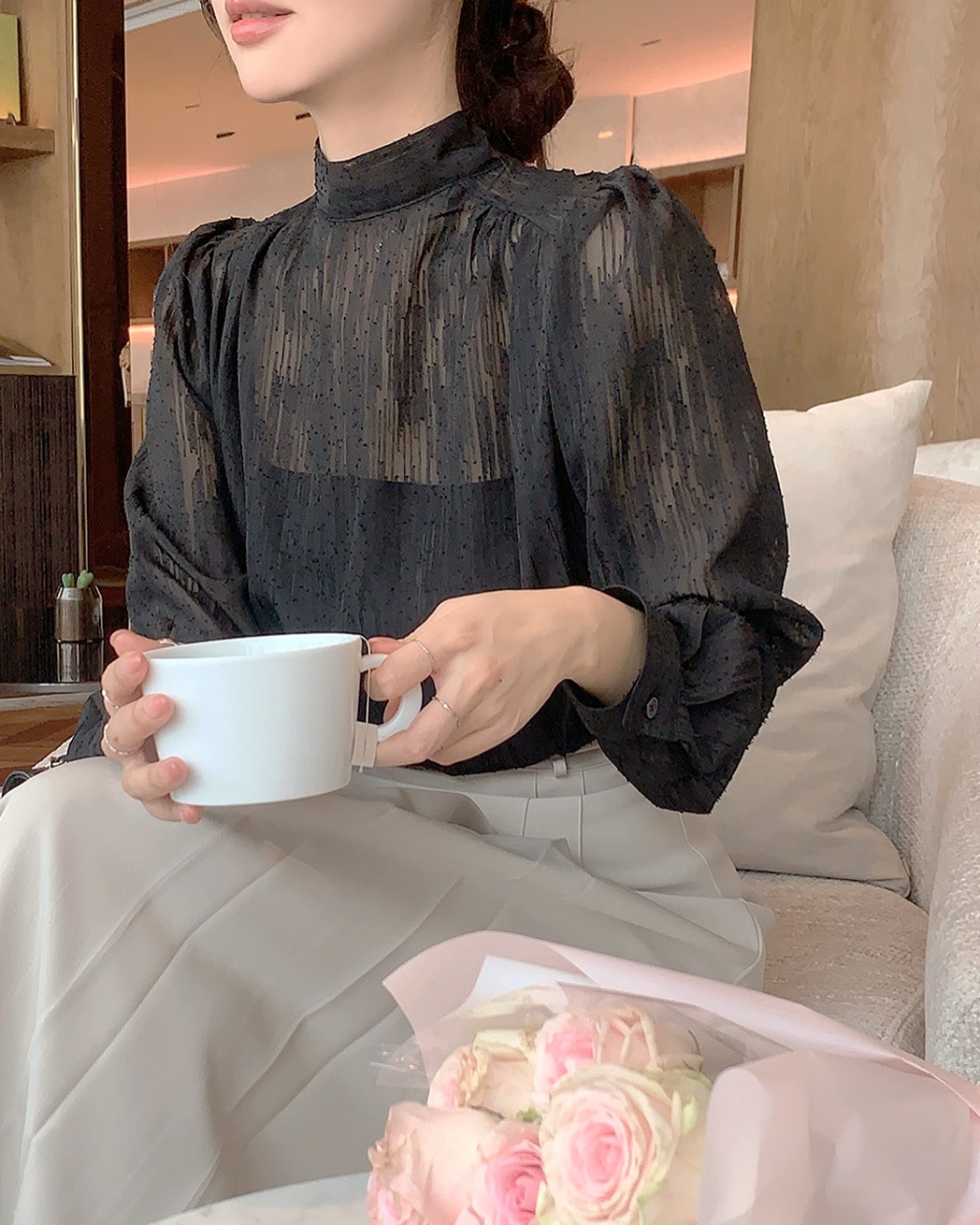 5 món đồ công sở nhận nhiều ý kiến trái chiều: Người khen ưng mắt, người chê kém duyên - Ảnh 4. 5 món đồ công sở nhận nhiều ý kiến trái chiều: Người khen ưng mắt, người chê kém duyên - Ảnh 4.