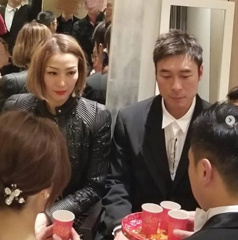 Vụ ngoại tình chấn động showbiz: Camera hành trình phơi bày 16 phút xấu hổ của cặp đôi trơ trẽn - Ảnh 7. Vụ ngoại tình chấn động showbiz: Camera hành trình phơi bày 16 phút xấu hổ của cặp đôi trơ trẽn - Ảnh 7.