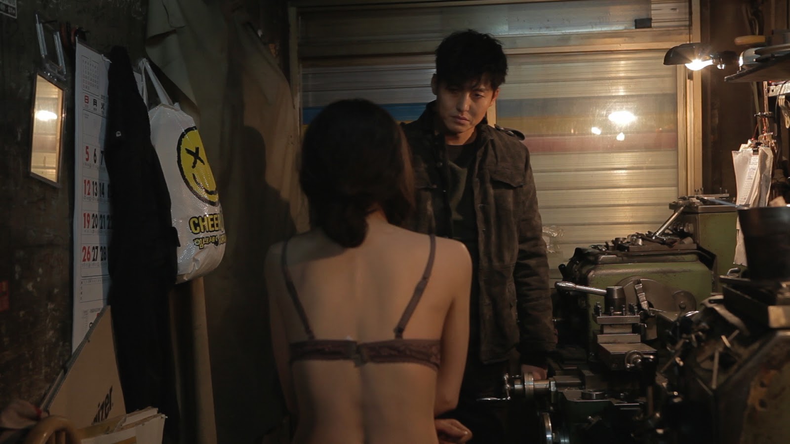 15 phim 18+ Hàn Quốc gây tranh cãi nhất thế kỷ 21 (P.3): Quá sức chịu đựng! - Ảnh 1. 15 phim 18+ Hàn Quốc gây tranh cãi nhất thế kỷ 21 (P.3): Quá sức chịu đựng! - Ảnh 1.