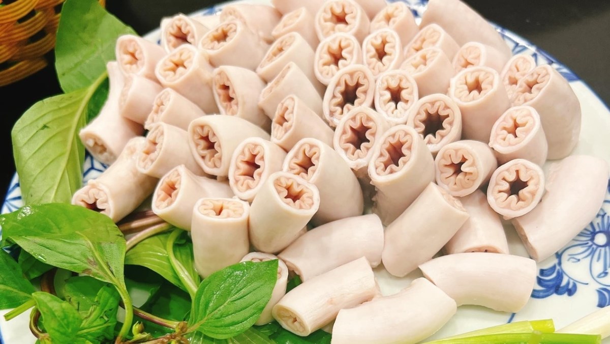 Lòng lợn “bách khoa toàn thư”: Mỗi miếng một tên gọi, ăn sai là mất hết tinh túy! - Ảnh 4. Lòng lợn “bách khoa toàn thư”: Mỗi miếng một tên gọi, ăn sai là mất hết tinh túy! - Ảnh 4.
