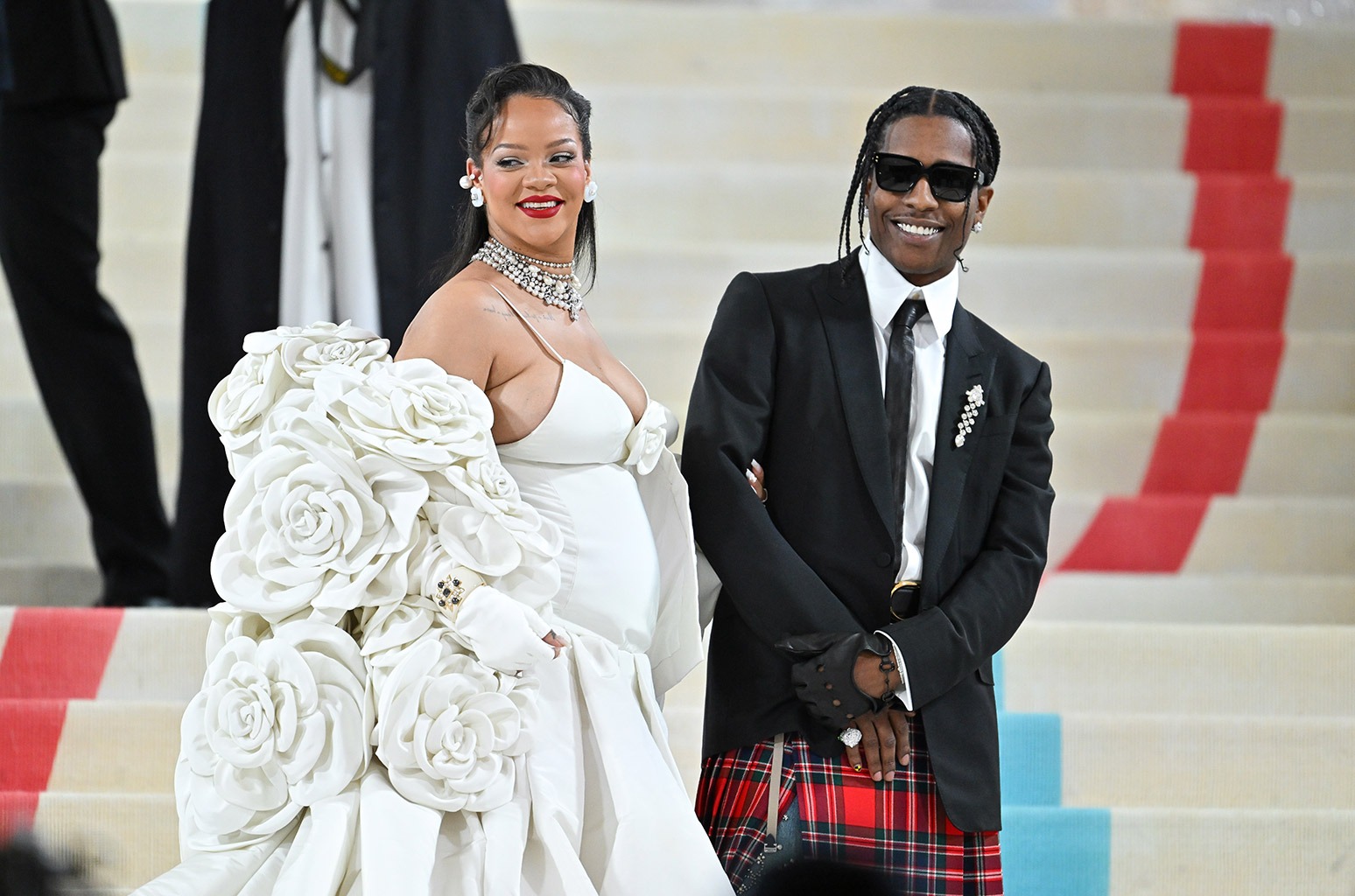 rihanna-asap-rocky-met-gala-2023-1746497547577-17464975476661998687848.jpg