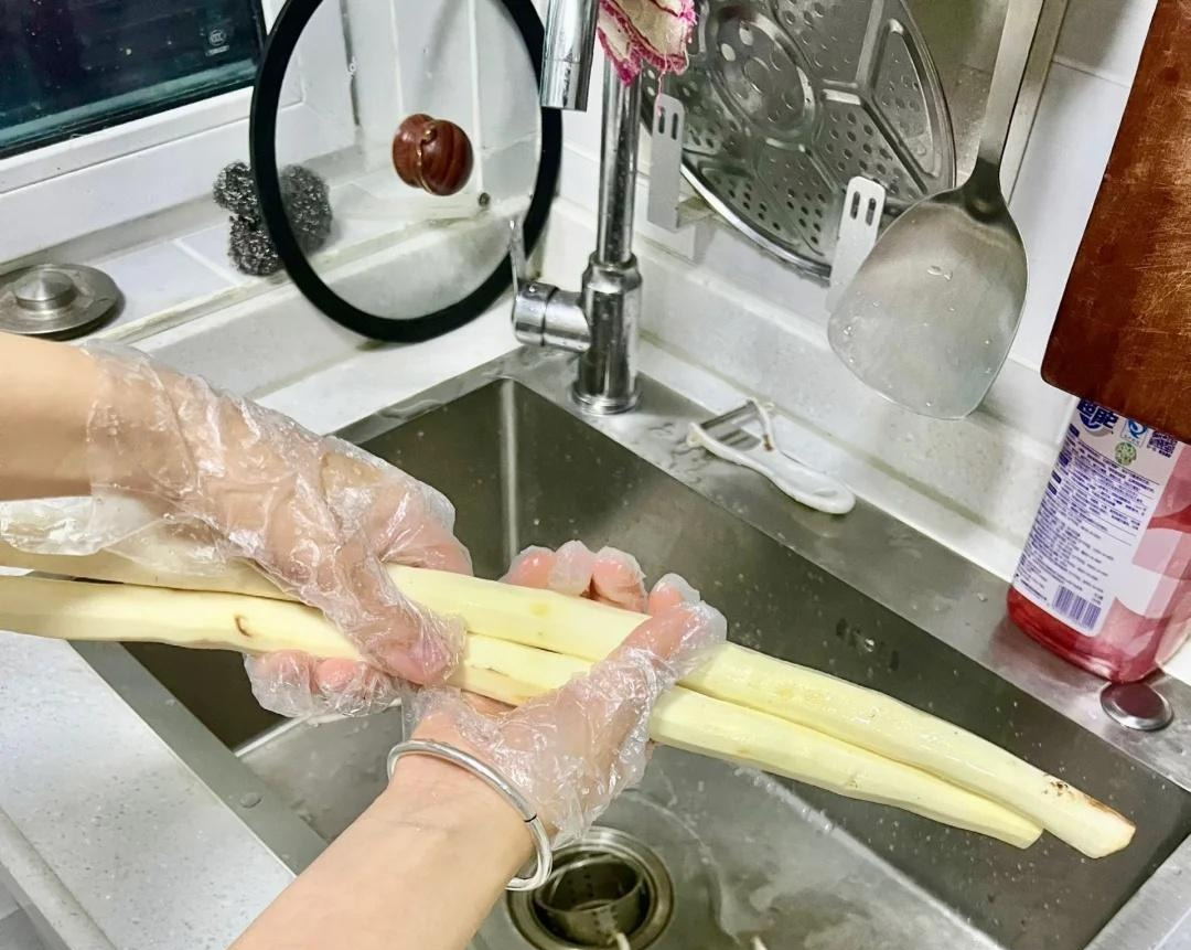 Mẹ lặng thầm làm 9 việc trong bếp, tôi ngẩn tò te tự trách mình thua xa!- Ảnh 2. Mẹ lặng thầm làm 9 việc trong bếp, tôi ngẩn tò te tự trách mình thua xa!- Ảnh 2.