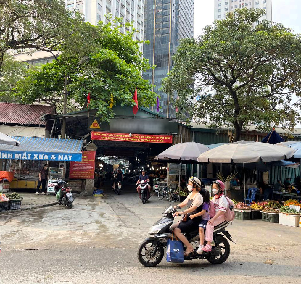 Đi khắp các chợ Hà Nội tìm mua lòng se điếu đều chỉ nhận về cái "lắc đầu", nhiều tiểu thương khẳng định 1 điều - Ảnh 2. Đi khắp các chợ Hà Nội tìm mua lòng se điếu đều chỉ nhận về cái "lắc đầu", nhiều tiểu thương khẳng định 1 điều - Ảnh 2.