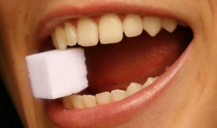 Ăn nhiều đồ ngọt, gan 'ngập mỡ' không hay biết - Ảnh 1. Ăn nhiều đồ ngọt, gan 'ngập mỡ' không hay biết - Ảnh 1.