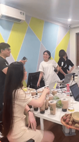 Chu Thanh Huyền ra ngoài là Chu Thanh Huyền ra ngoài là