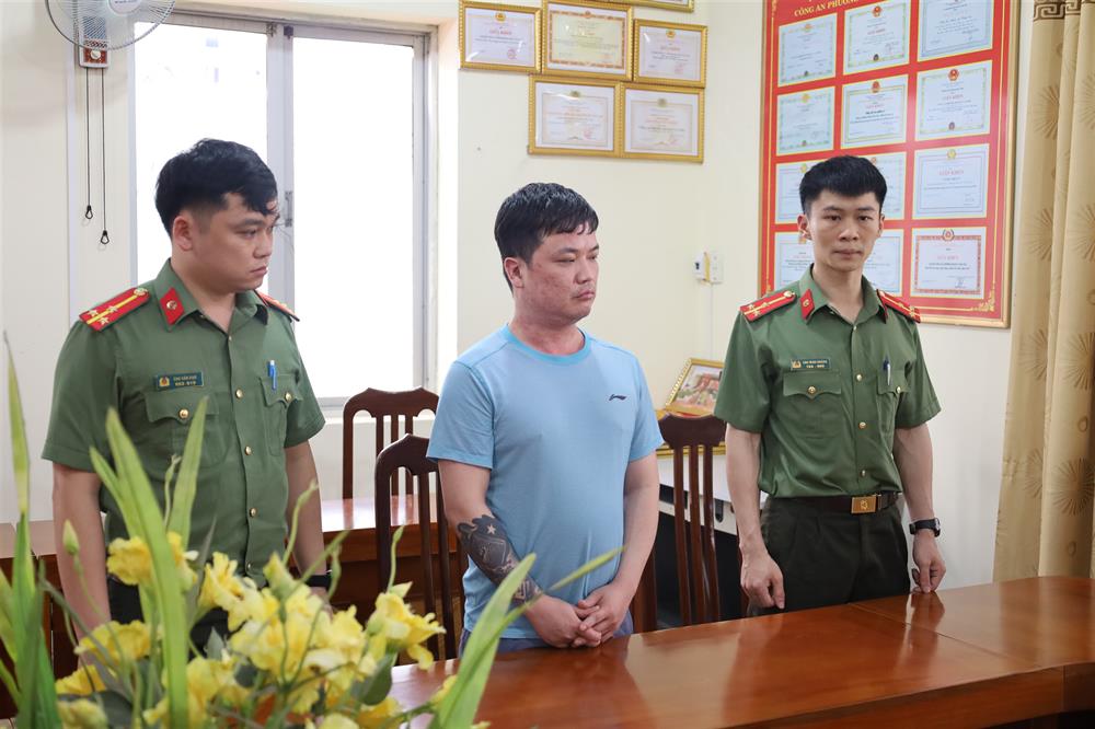 Vụ khởi tố, bắt TikToker Lê Việt Hùng: Thông tin mới từ Bộ Công an - Ảnh 2. Tiếp tục điều tra, xử lý nghiêm hành vi sai phạm của TikToker Lê Việt Hùng - Ảnh 2.