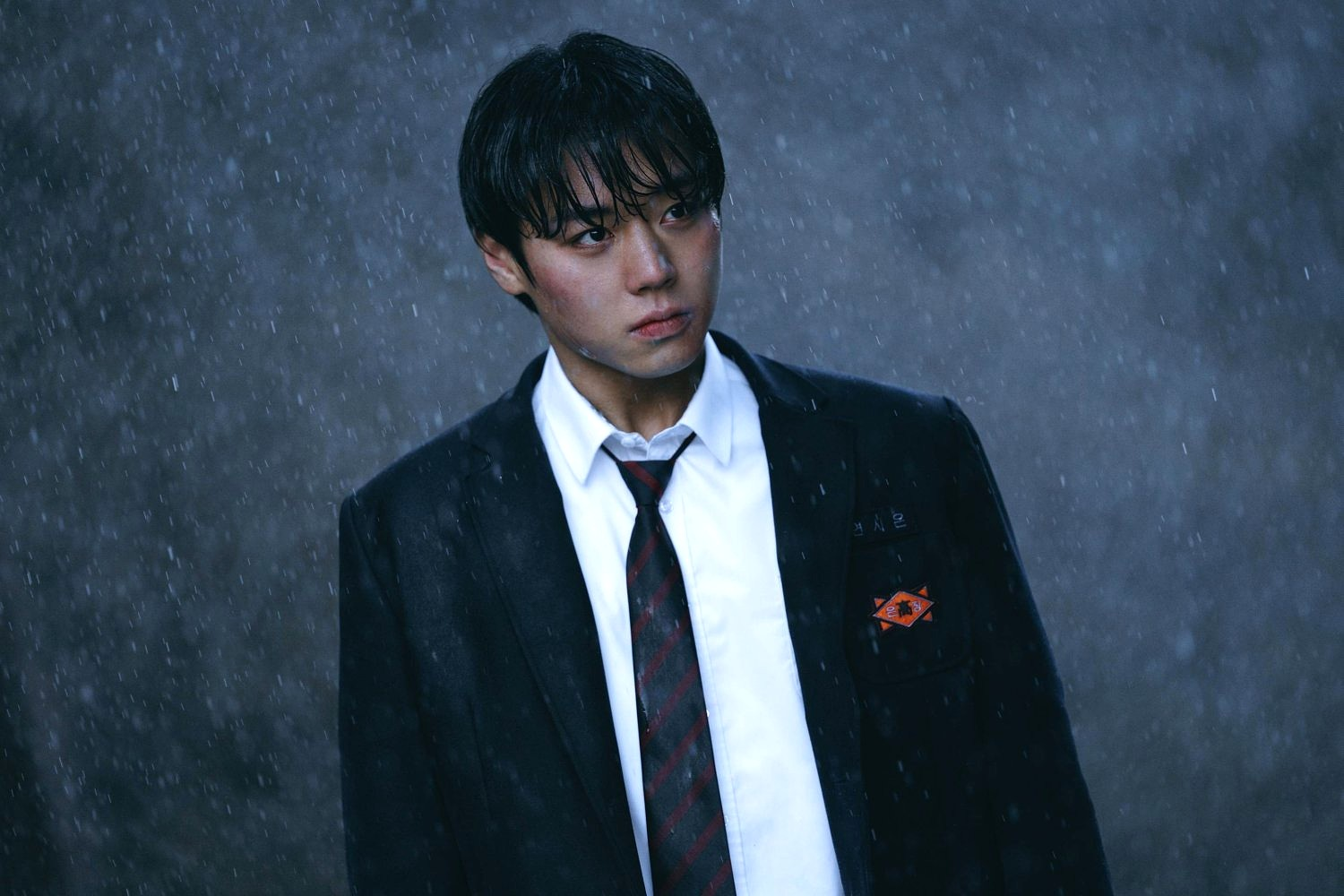 park-ji-hoon-scene-still-weak-he-1746709092216-17467090922931800780513.png