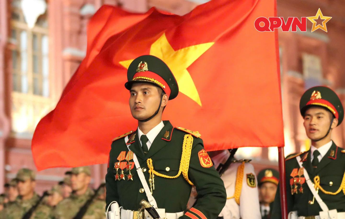 Khối trưởng duyệt binh của Quân đội nhân dân Việt Nam tại Quảng trường đỏ: Cao hơn 1m8, đã có hậu phương vững chắc  - Ảnh 8.
