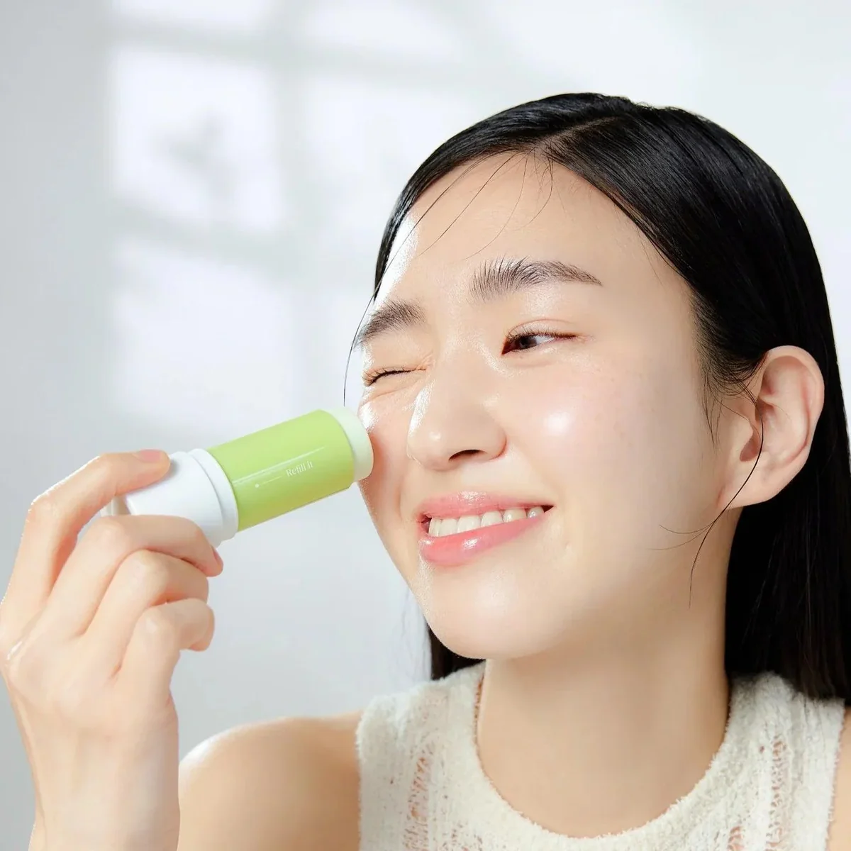 6 kem chống nắng làm mát, giảm nhiệt tức thì không thể bỏ qua trong mùa hè - Ảnh 12. 6 kem chống nắng làm mát, giảm nhiệt tức thì không thể bỏ qua trong mùa hè - Ảnh 12.