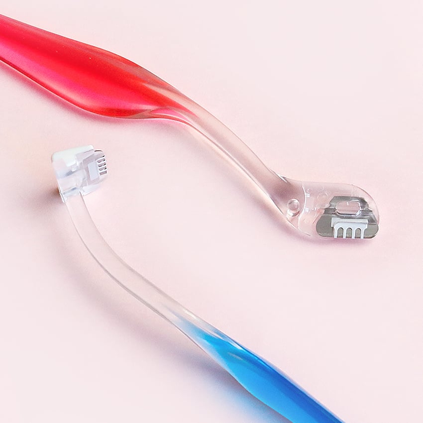 Phụ nữ tuổi 40+ đi du lịch nên mang gì? Đây là 7 món không thể thiếu và 3 món nên bỏ khỏi vali - Ảnh 2. Phụ nữ tuổi 40+ đi du lịch nên mang gì? Đây là 7 món không thể thiếu và 3 món nên bỏ khỏi vali - Ảnh 2.