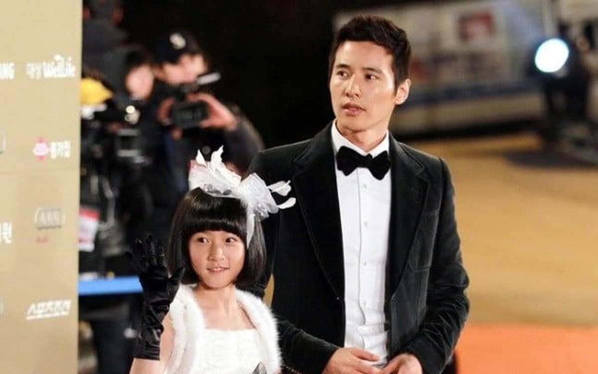 Won Bin lần đầu lên tiếng trước drama của Kim Soo Hyun và gia đình Kim Sae Ron