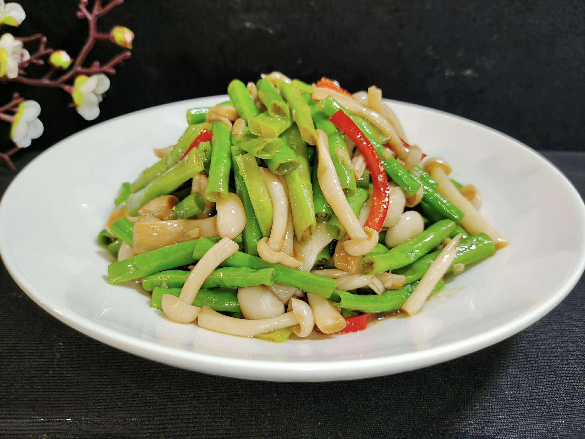 Nếu chưa biết ăn gì cho bữa tối hãy làm món này: Nguyên liệu rẻ tiền, tươi ngon ăn lại giòn mát cực hấp dẫn - Ảnh 5. Nếu chưa biết ăn gì cho bữa tối hãy làm món này: Nguyên liệu rẻ tiền, tươi ngon ăn lại giòn mát cực hấp dẫn - Ảnh 5.