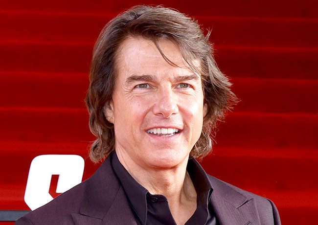 Tom Cruise trẻ trung suốt 3 thập kỷ đóng "Nhiệm vụ bất khả khi": "Đảo ngược" thời gian nhờ thẩm mỹ hay kỳ tích tự nhiên? - Ảnh 3. Tom Cruise trẻ trung suốt 3 thập kỷ đóng "Nhiệm vụ bất khả khi": "Đảo ngược" thời gian nhờ thẩm mỹ hay kỳ tích tự nhiên? - Ảnh 3.
