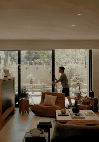 Cặp vợ chồng U60 chi 13 tỷ đồng xây biệt thự 360m2 nghỉ hưu: Thiết kế 2 phòng ngủ riêng biệt, không con cái vẫn hài lòng - Ảnh 9. Cặp vợ chồng U60 chi 13 tỷ đồng xây biệt thự 360m2 nghỉ hưu: Thiết kế 2 phòng ngủ riêng biệt, không con cái vẫn hài lòng - Ảnh 9.
