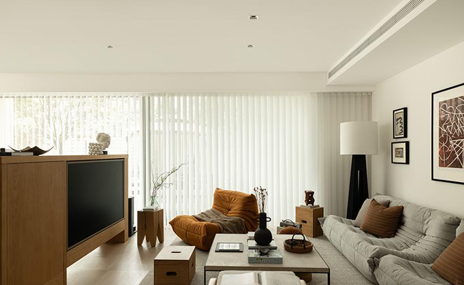 Cặp vợ chồng U60 chi 13 tỷ đồng xây biệt thự 360m2 nghỉ hưu: Thiết kế 2 phòng ngủ riêng biệt, không con cái vẫn hài lòng - Ảnh 3. Cặp vợ chồng U60 chi 13 tỷ đồng xây biệt thự 360m2 nghỉ hưu: Thiết kế 2 phòng ngủ riêng biệt, không con cái vẫn hài lòng - Ảnh 3.