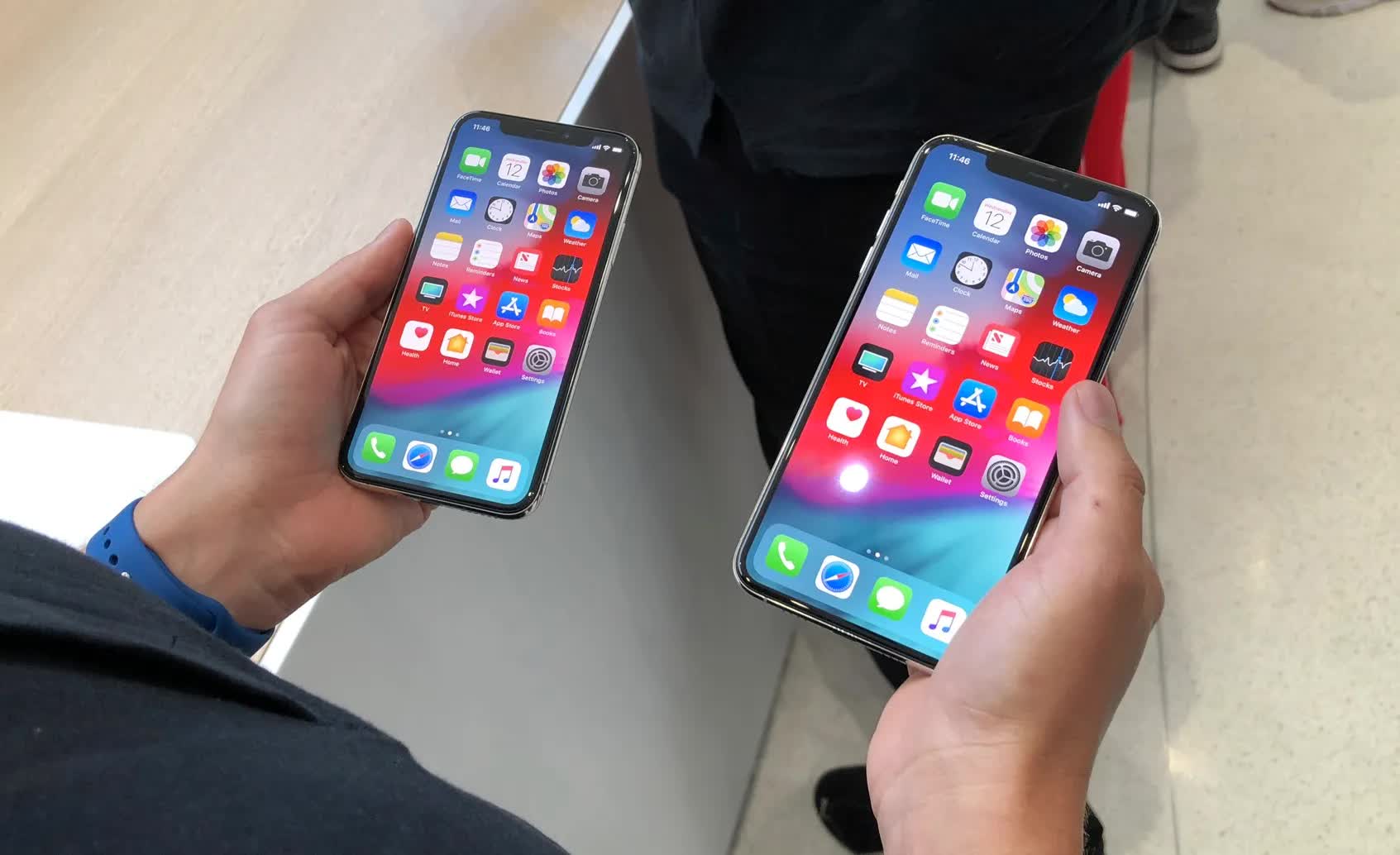 iOS 26 sắp ra mắt: Những mẫu iPhone nào sẽ bị “ra rìa”? - Ảnh 1. iOS 26 sắp ra mắt: Những mẫu iPhone nào sẽ bị “ra rìa”? - Ảnh 1.