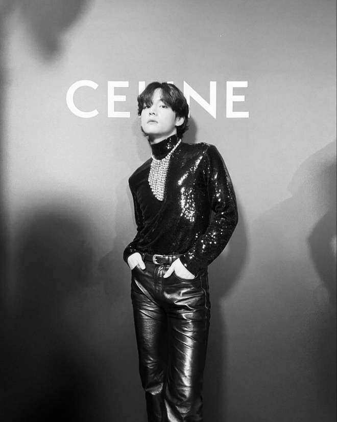 celine-menswear-xuan-he-2023-v-kim-taehyung-bts-red-carpet-1749548360629447788565-1749565536110-17495655377301672023230-1749609492854-17496094929781940639529.png