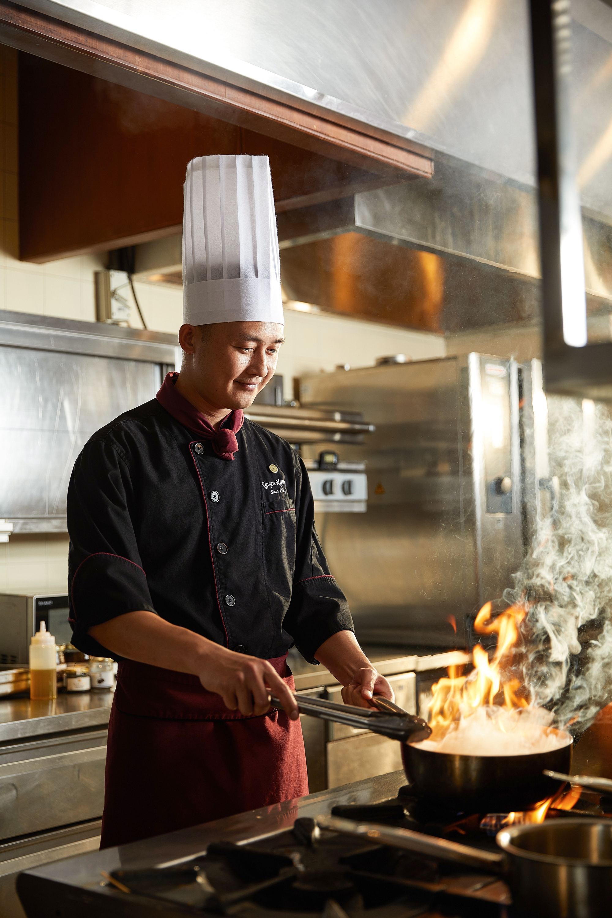 chef-nam-nguyen-17496062245271103579361-1749609905193-17496099052991905028898.jpg
