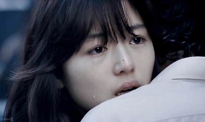jun-ji-hyun6a-1744896174343-1744-1749625492019-17496254920892090563046.jpg