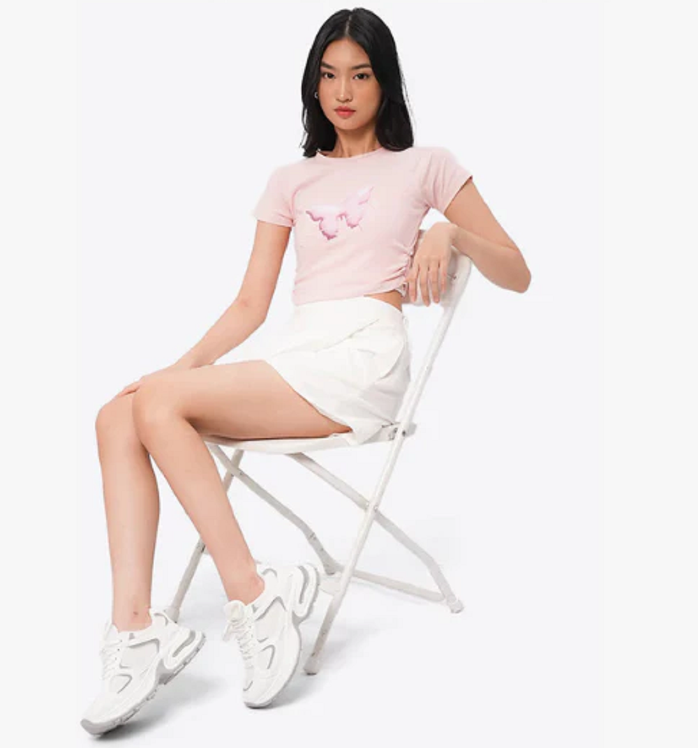 Huyền Baby slay 10 điểm, khi đụng áo Jacquemus với Jennie - Ảnh 10. Huyền Baby slay 10 điểm, khi đụng áo Jacquemus với Jennie - Ảnh 10.