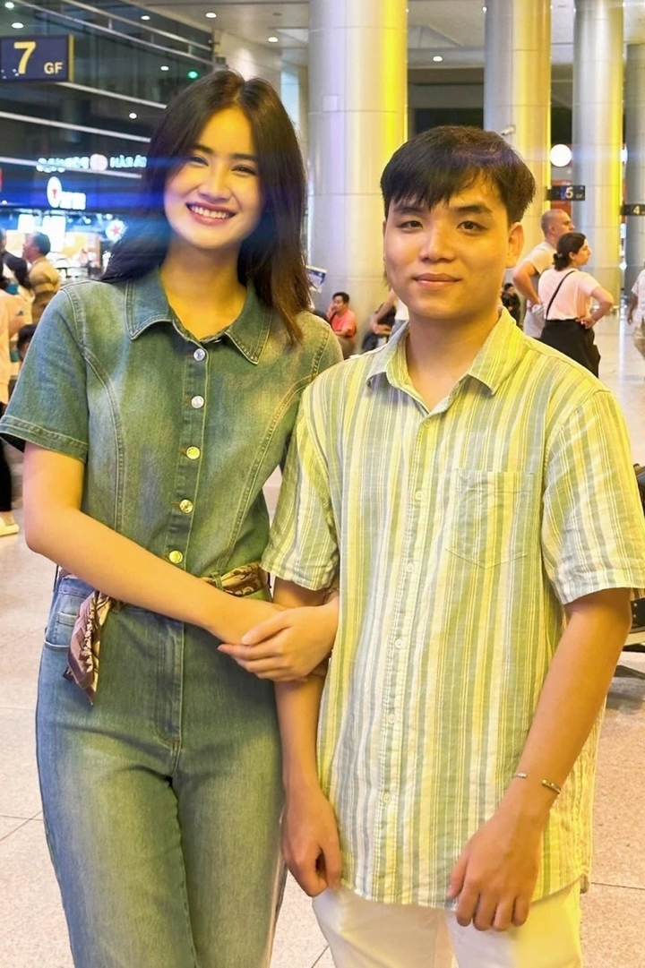 Hoa hậu Ý Nhi và bạn trai: Vừa đăng quang đã công khai, liên tục vướng tin đồn - Ảnh 2. Hoa hậu Ý Nhi và bạn trai: Vừa đăng quang đã công khai, liên tục vướng tin đồn - Ảnh 2.