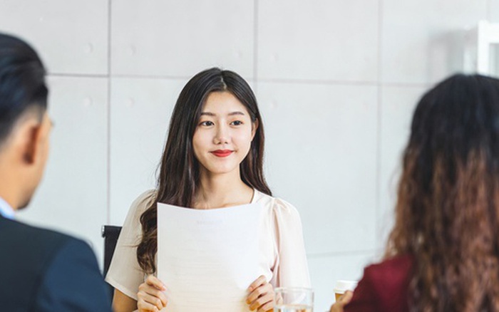 "Làm sao bán được giày cao gót cho nàng tiên cá?" – Nữ ứng viên trả lời quá thông minh, được nhận việc ngay - Ảnh 1. "Làm sao bán được giày cao gót cho nàng tiên cá?" – Nữ ứng viên trả lời quá thông minh, được nhận việc ngay - Ảnh 1.