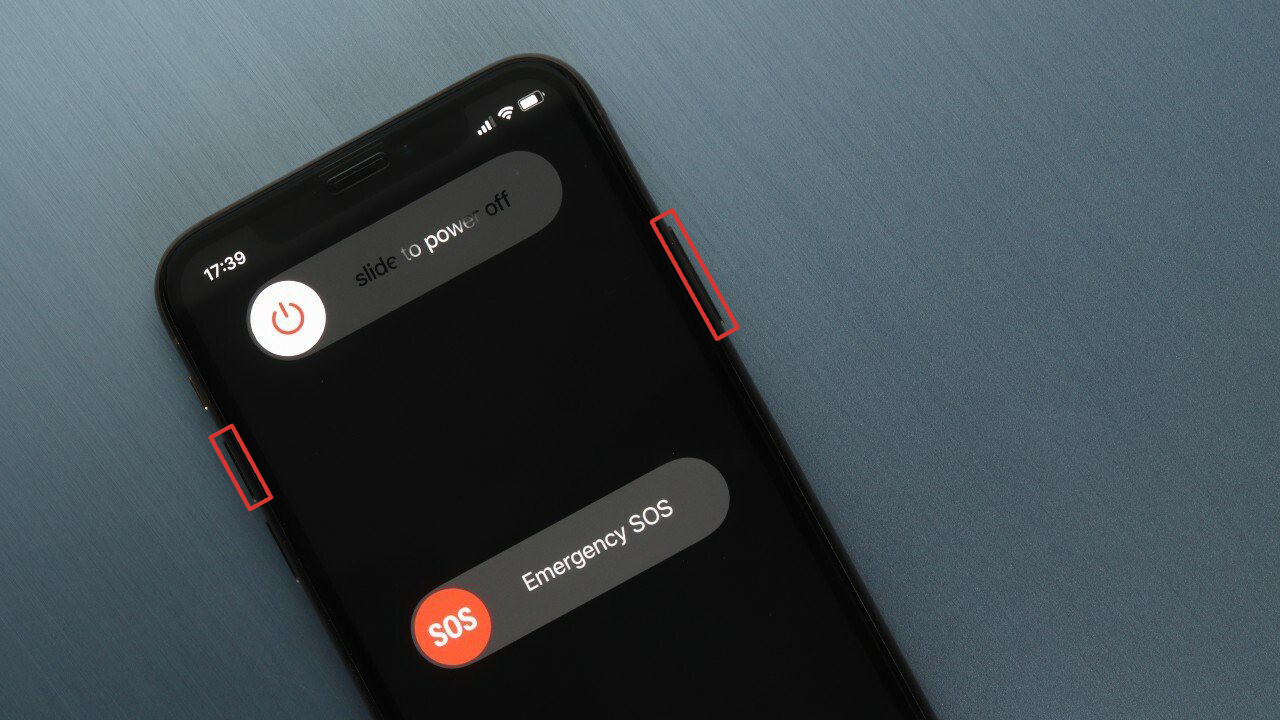 Người dùng iPhone đang có thói quen này cần sửa gấp, tưởng đơn giản nhưng lại "sai bét" và rất hại máy! - Ảnh 1. Người dùng iPhone đang có thói quen này cần sửa gấp, tưởng đơn giản nhưng lại "sai bét" và rất hại máy! - Ảnh 1.