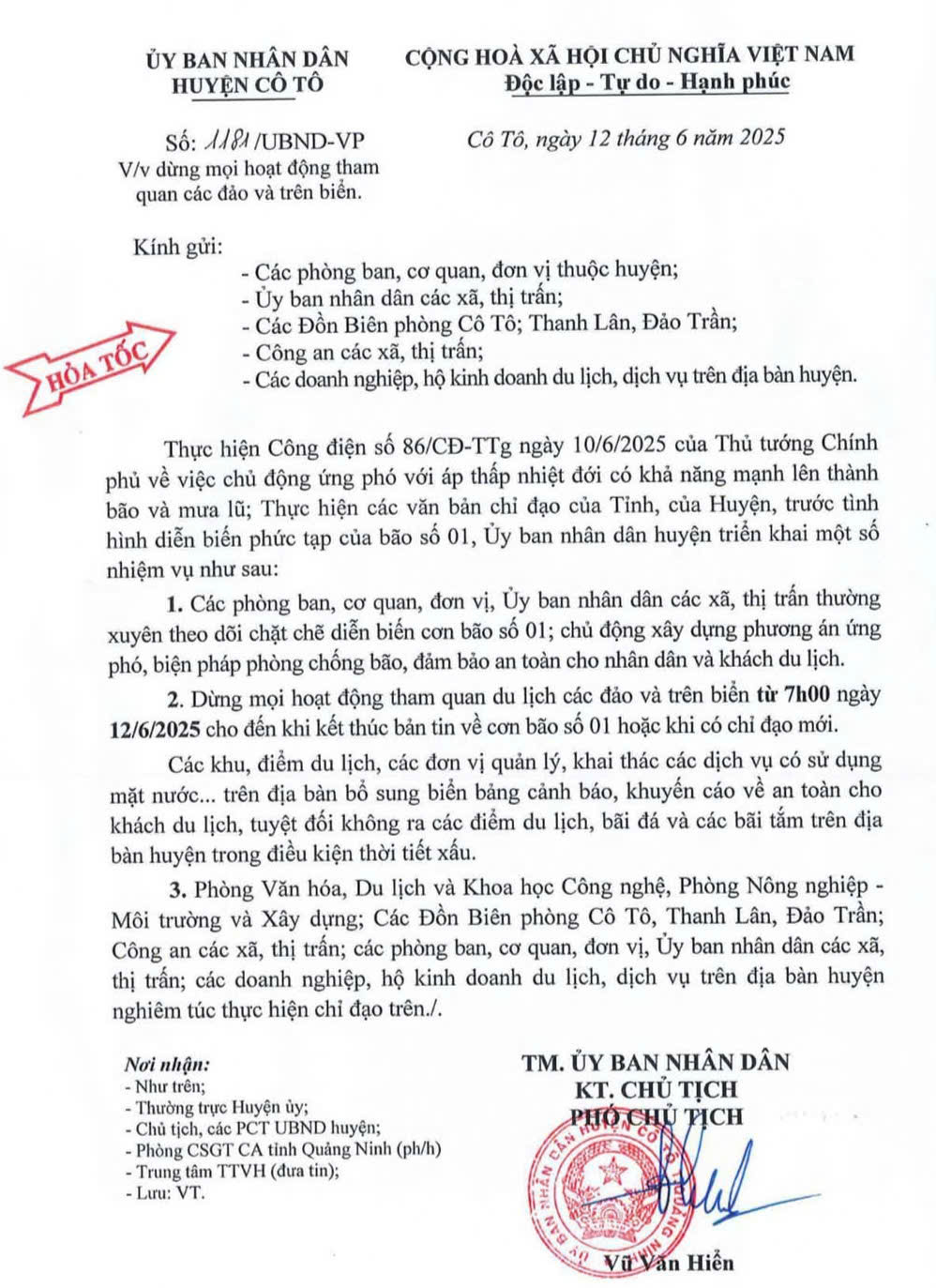 Diễn biến bão số 1 gây mưa rất to: Hàng loạt chuyến bay bị ảnh hưởng; Dừng hoạt động tham quan đảo Cô Tô - Ảnh 23. Diễn biến bão số 1 gây mưa rất to: Hàng loạt chuyến bay bị ảnh hưởng; Dừng hoạt động tham quan đảo Cô Tô - Ảnh 23.