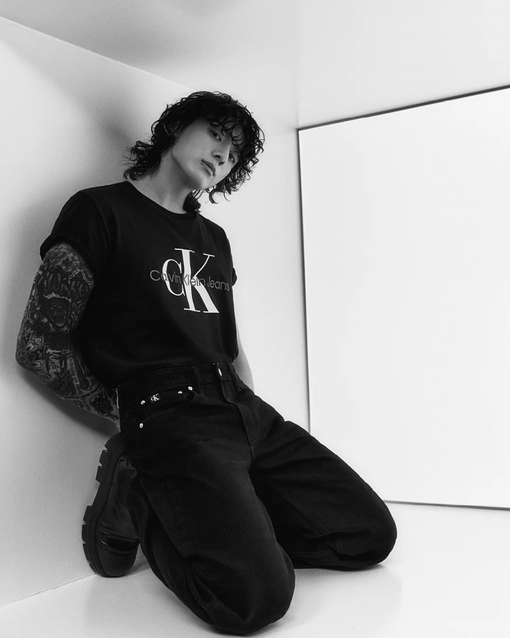 jungkook-ck6-16818678594751223905653-1749687737407100673709-1749703214484-1749703215295916496851-1749717557368-1749717557437335906323.png