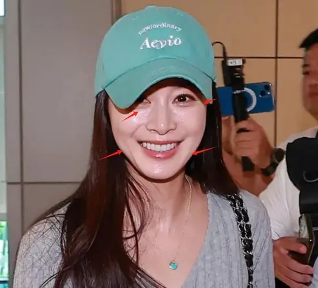 kim-tae-hee1a-6700-876jpg-1749705289883217333166-1749717558312-17497175587421747464507.jpg