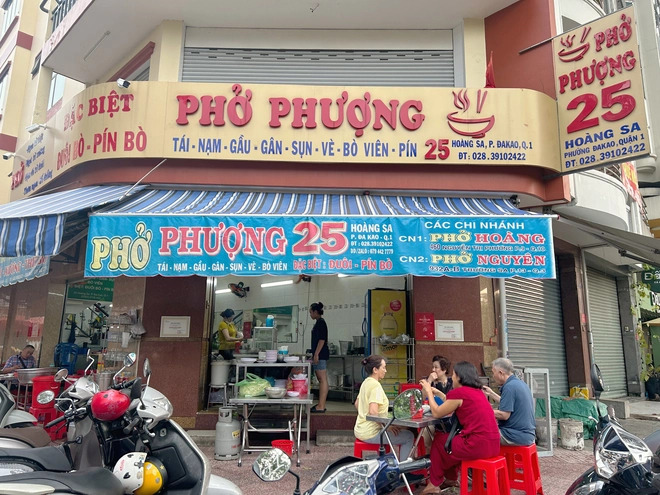 Khó tin: 2 quán phở có công thức y hệt nhưng lại được Michelin 3 năm liên tiếp - Ảnh 3. Khó tin: 2 quán phở có công thức y hệt nhưng lại được Michelin 3 năm liên tiếp - Ảnh 3.